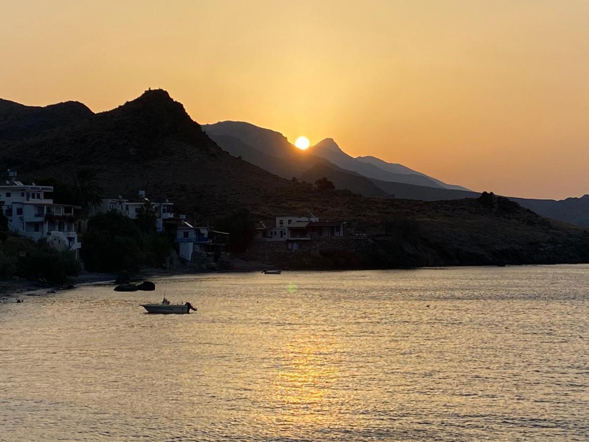 Thalassas Apartment Léntas Dış mekan fotoğraf
